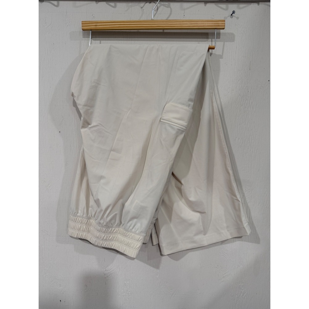 Old Navy SleekTech Go-Dry Cargo Pants XL Tall Beige Cream Wide Leg Performance